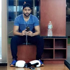 Meet your Posher, Haris